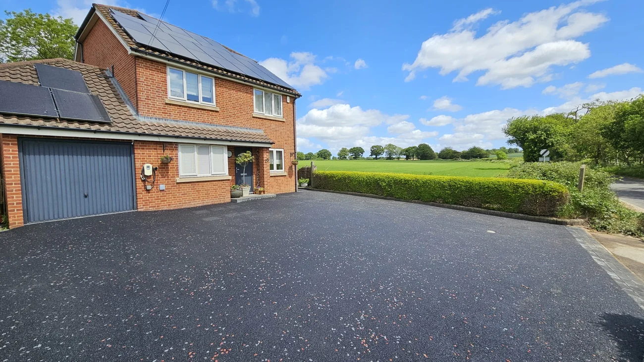 Tarmac driveway in North Walsham, side view