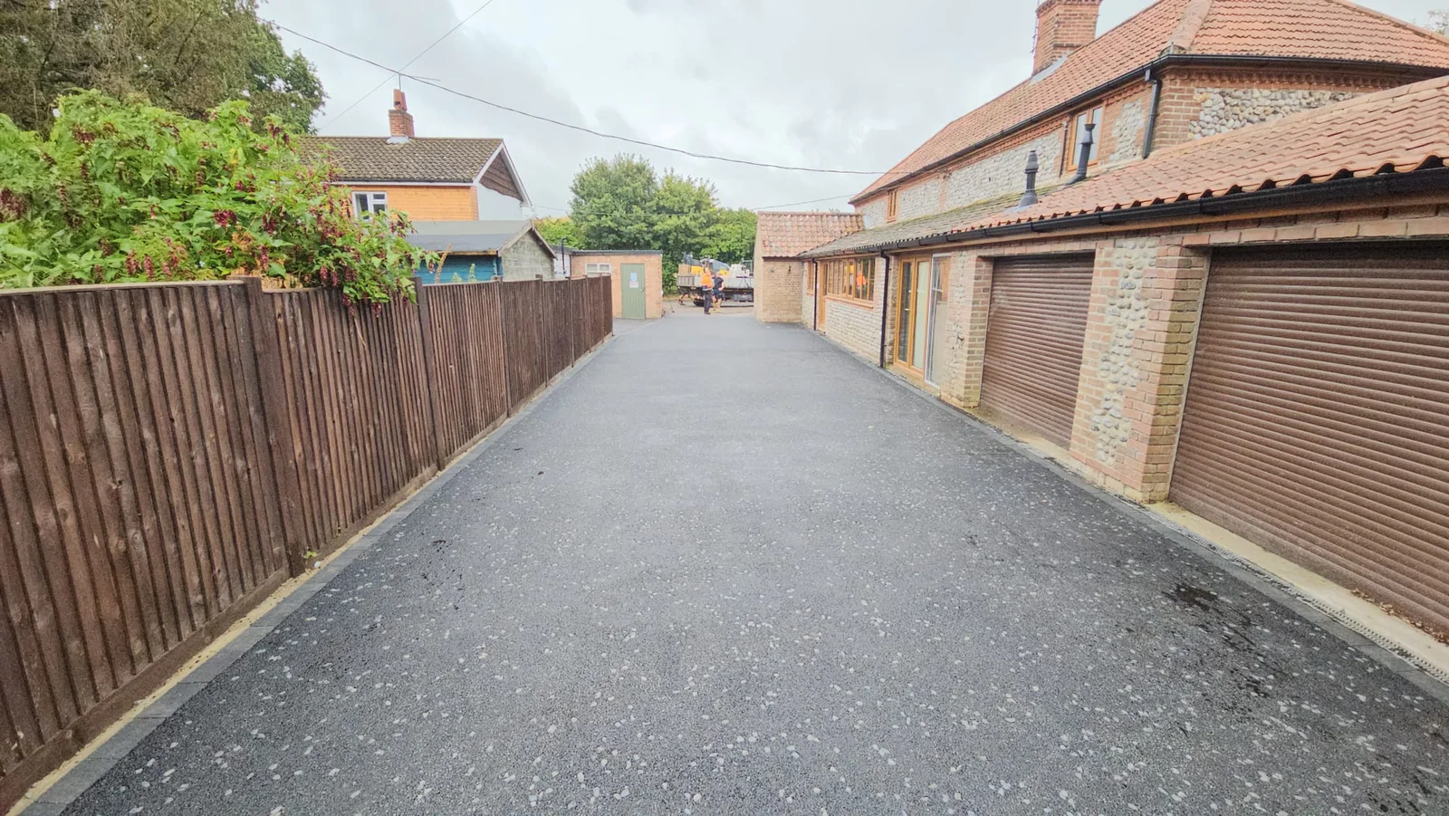 Tarmac vs Resin Bound: What's the Real Difference?