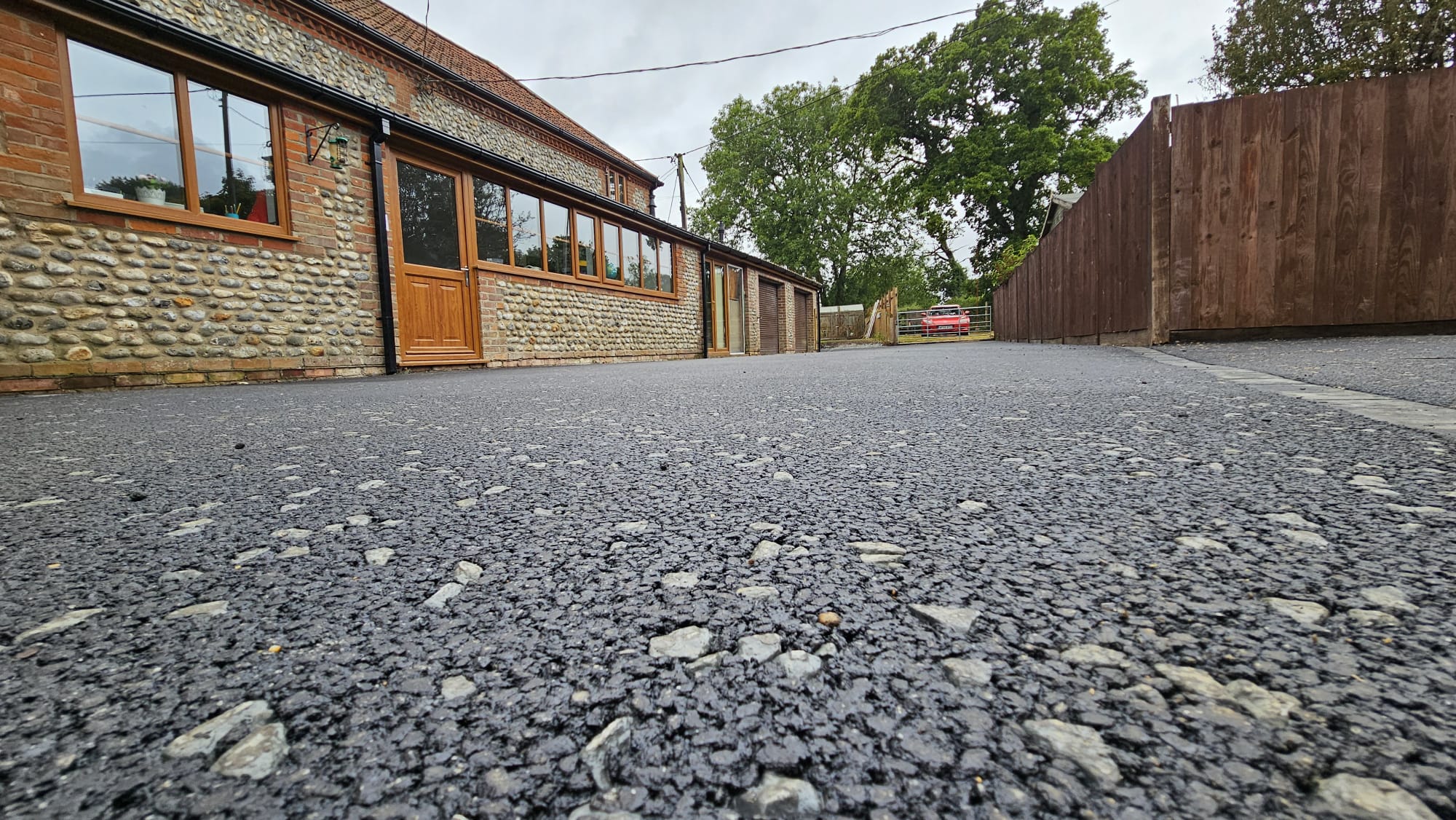 Tarmac vs Resin Bound: What's the Real Difference?